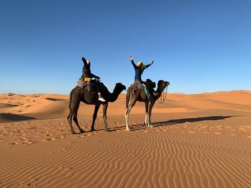 Merzouga Lodge ภายนอก รูปภาพ